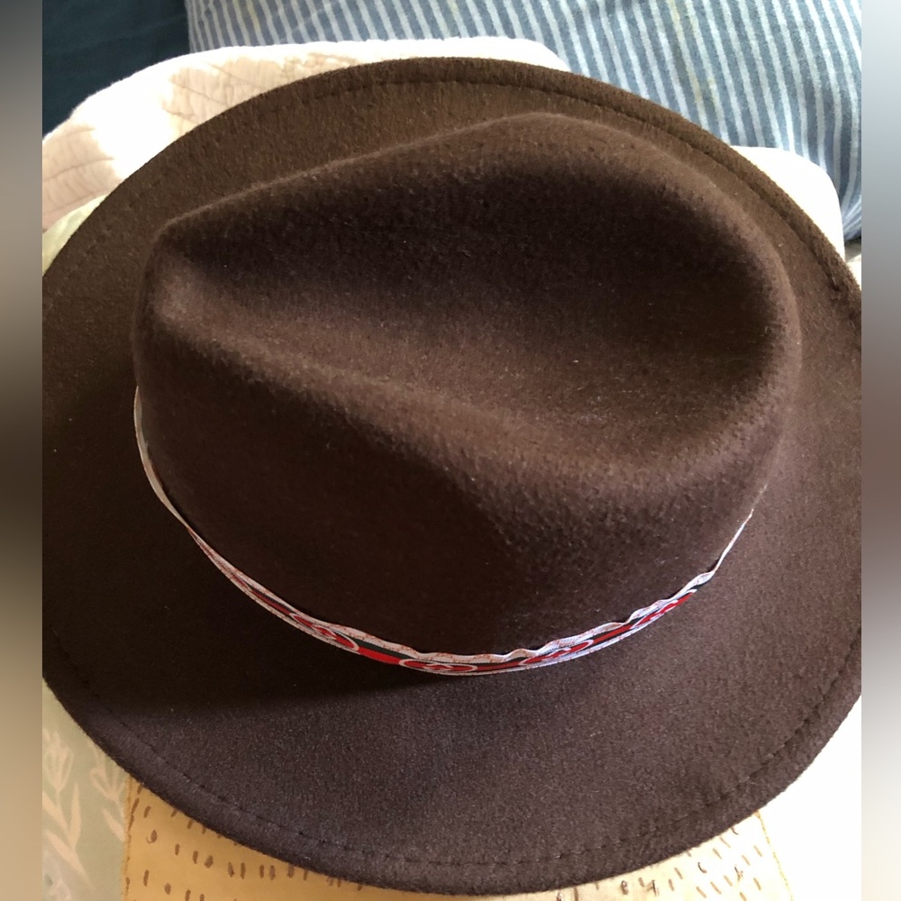 Handmade hat - Picture 2 of 8
